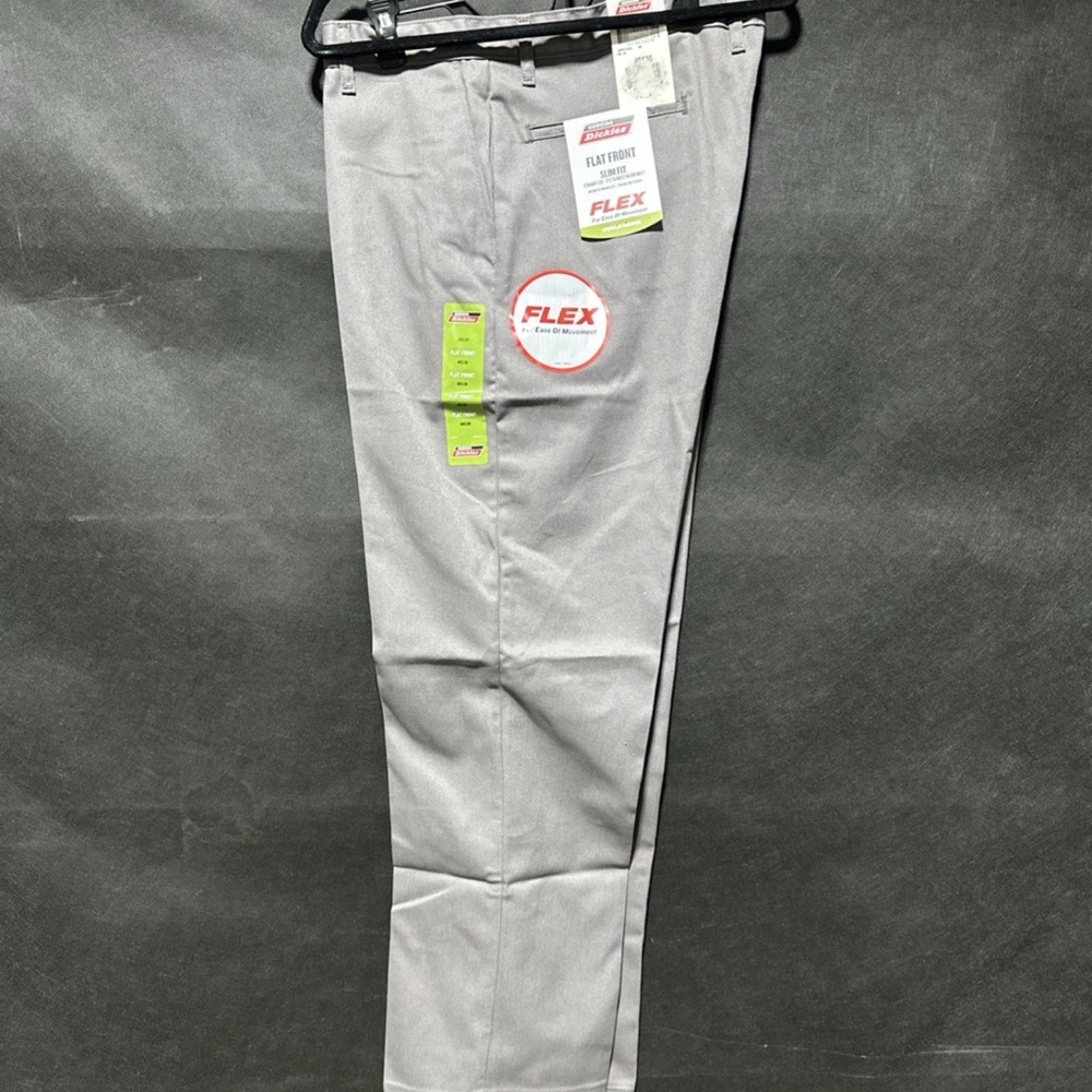 Dickies Pants Men's Size 40x30  Slim Fit  Flat Front Straight Leg Gray NEW